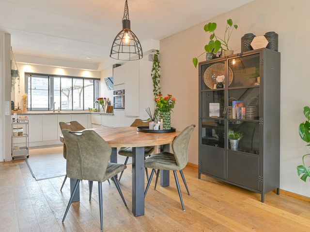 Tamboerlaan 91, Hoogeveen