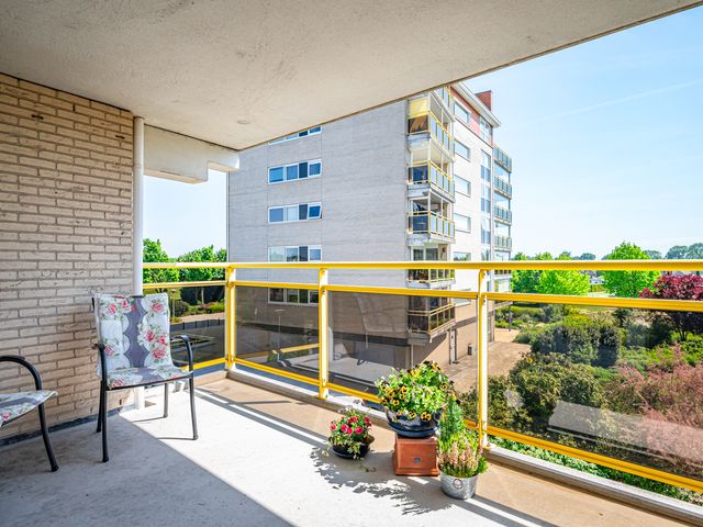 Beijerland 64, Emmeloord