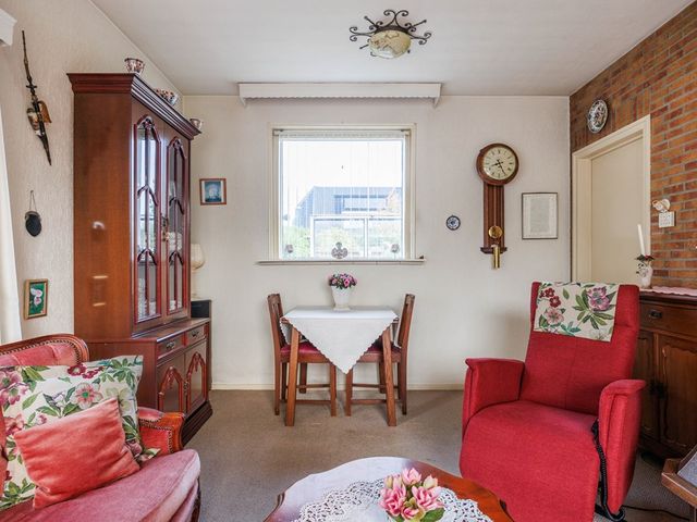 Eekebuursterweg 49, Oldekerk