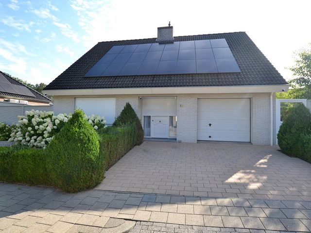 Dokter Limpensstraat 13, Kerkrade