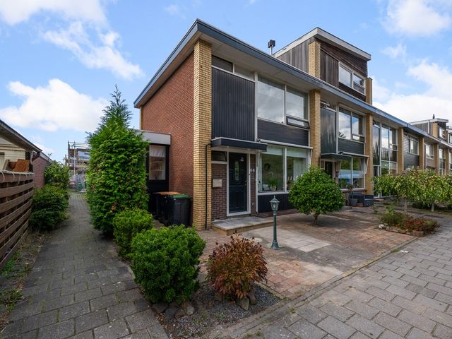 Zaandammerstraat 68, Wormer