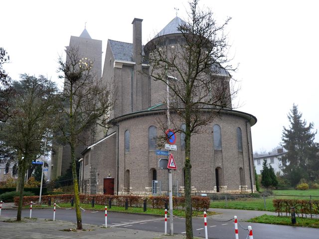 Mgr. Feronstraat 10, Heerlen