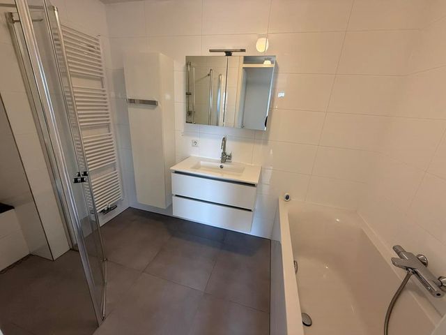 Zeelandiahoeve 273IV, Amstelveen