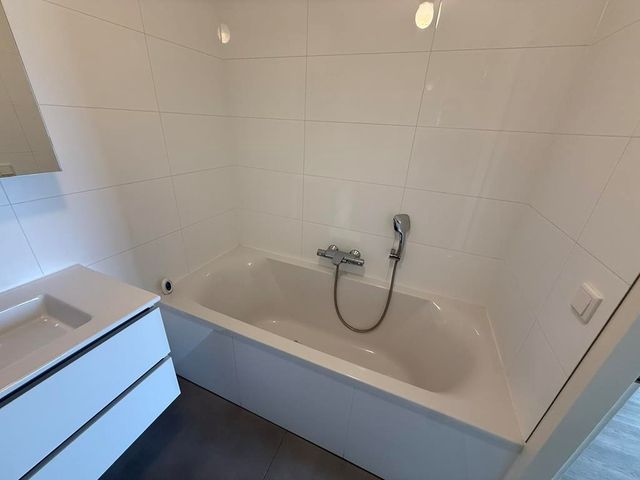 Zeelandiahoeve 273IV, Amstelveen