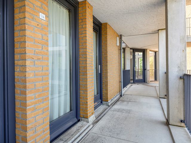 Heemwerf 74, De Lier