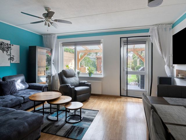 De Hooge Wheeën 12, Oldemarkt