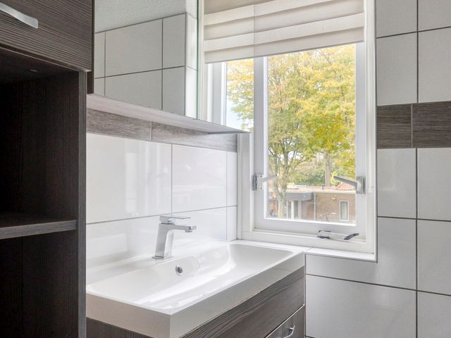 De Hooge Wheeën 12, Oldemarkt