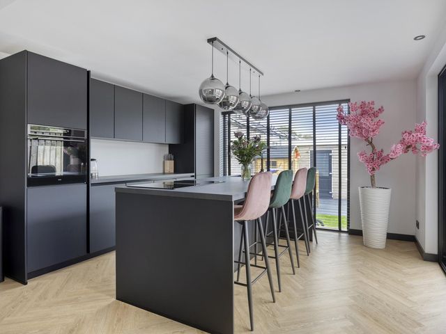 Mozartlaan 51, Heesch