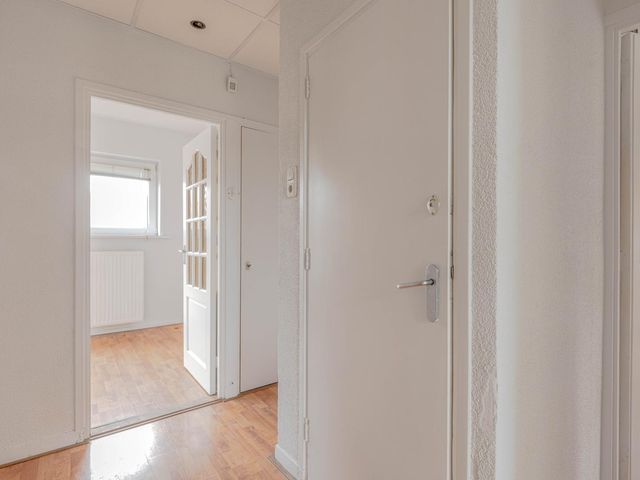 Dorpsweg 144C, Rotterdam