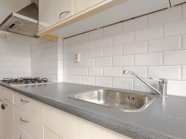 Dorpsweg 144C, Rotterdam