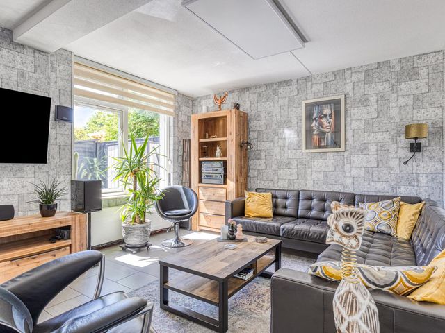 Maria Kleine-Gartmanstr 36, Spijkenisse