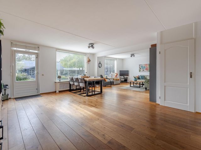 Hoepel 25, Sliedrecht