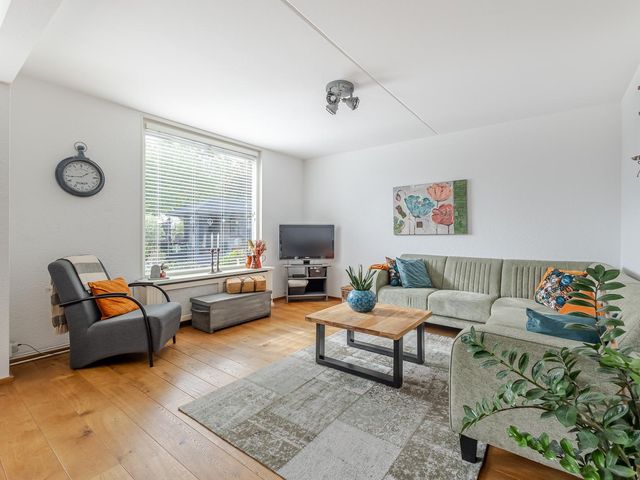 Hoepel 25, Sliedrecht