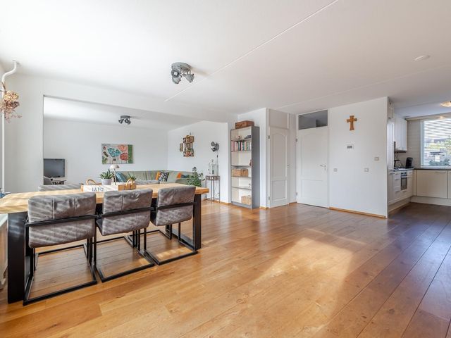 Hoepel 25, Sliedrecht