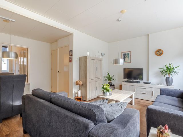 Maasstraat 15, Hardinxveld-Giessendam