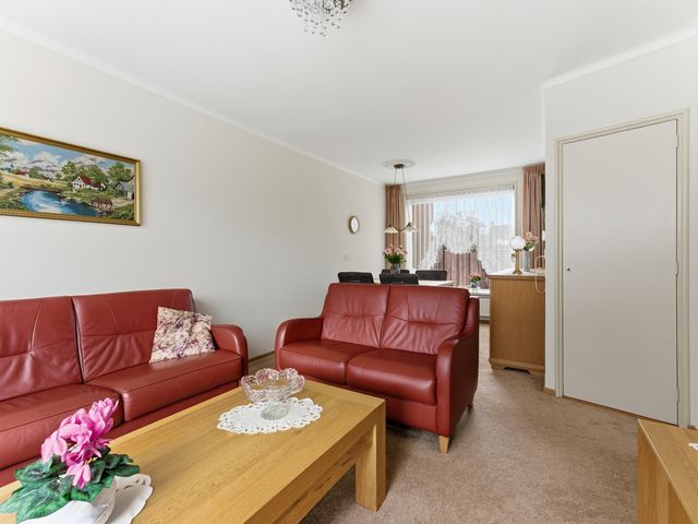 W B van der Veldenstraat 11, Alblasserdam