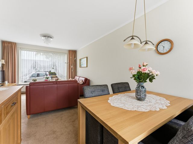 W B van der Veldenstraat 11, Alblasserdam