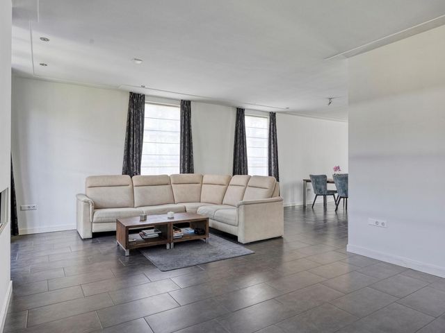 Oirschotseweg 90A, Best