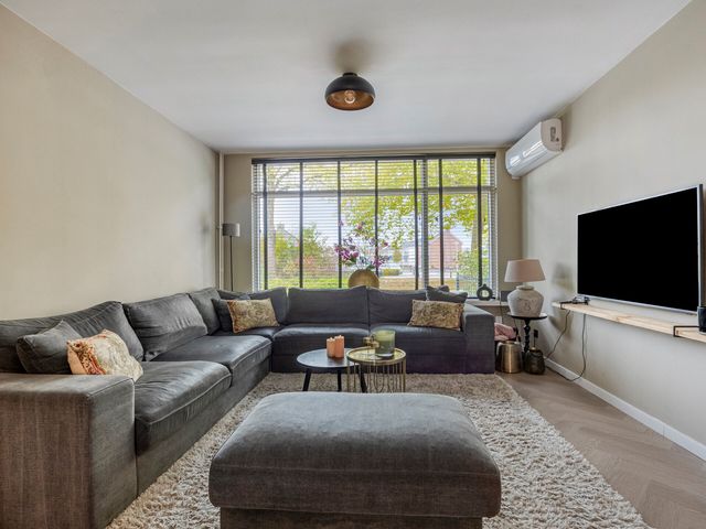 Van Brabantstraat 18, Steenbergen