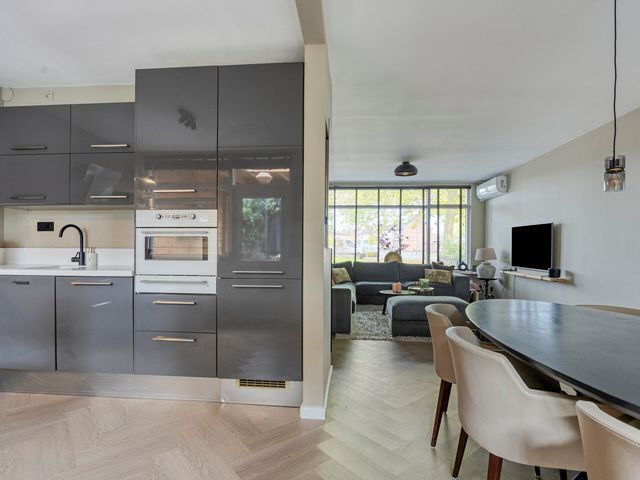 Van Brabantstraat 18, Steenbergen