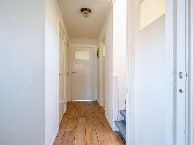 Beatrixlaan 5, Den Burg