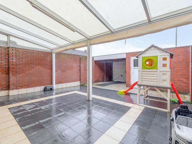 Linnenweverspad 22, Tegelen