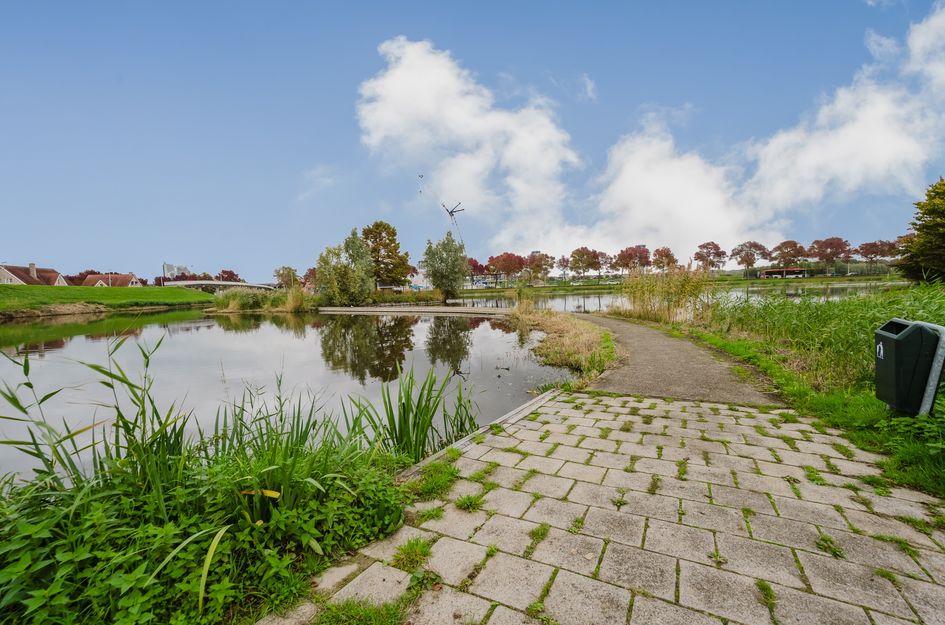 Marga Klompéstraat 75