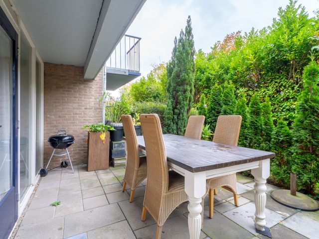 Oranjestraat 35, Barendrecht