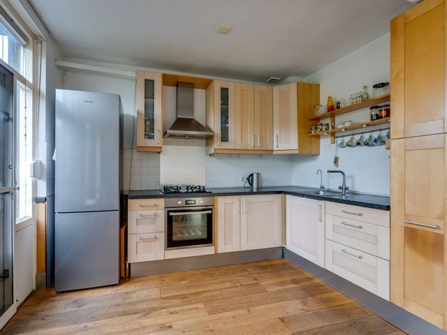 Rooseveltstraat 4, Rijen