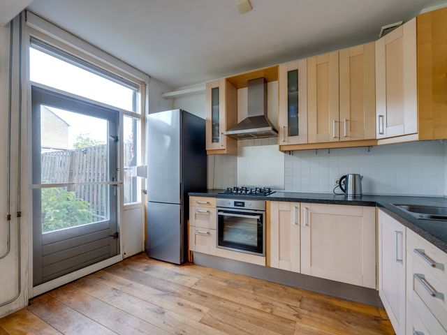 Rooseveltstraat 4, Rijen