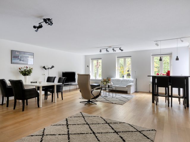 Rhenendael 60, Rhenen