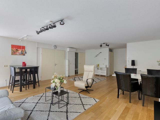 Rhenendael 60, Rhenen