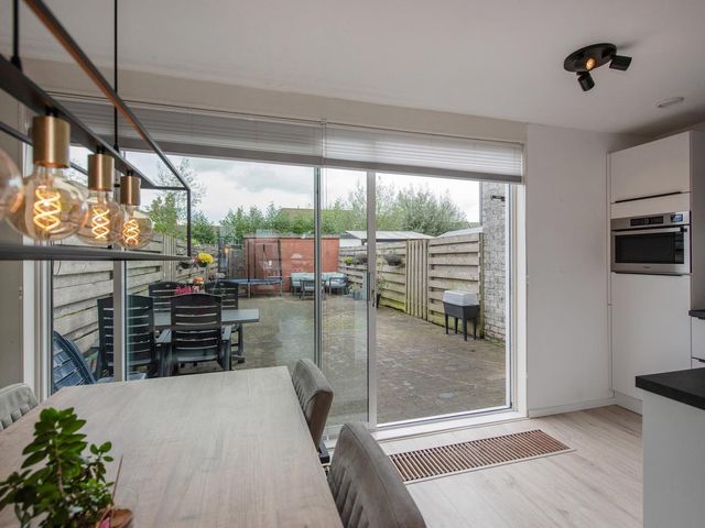 Van Rijswijckschans 97, Zoetermeer