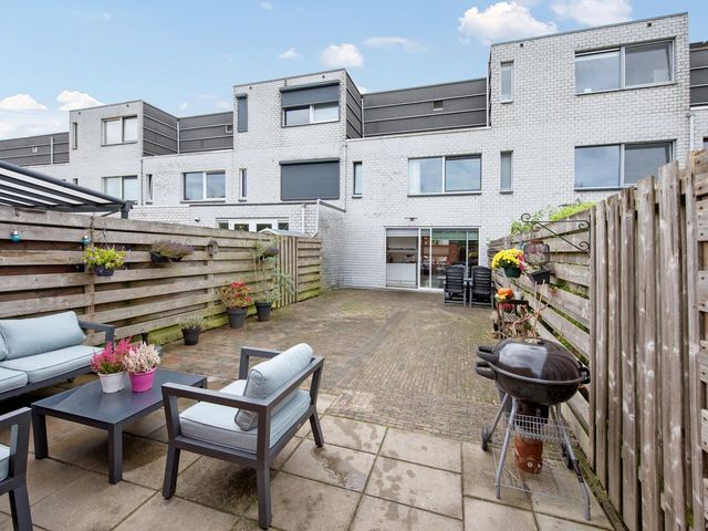 Van Rijswijckschans 97, Zoetermeer