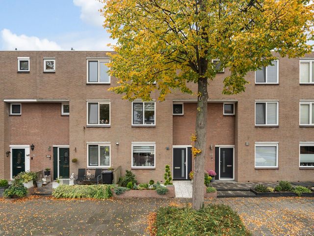 Lommerbaan 166, Zoetermeer