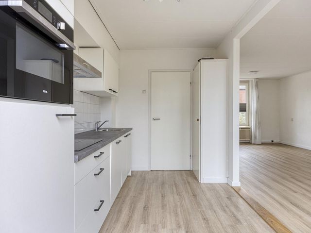 Margrietstraat 30, Zetten