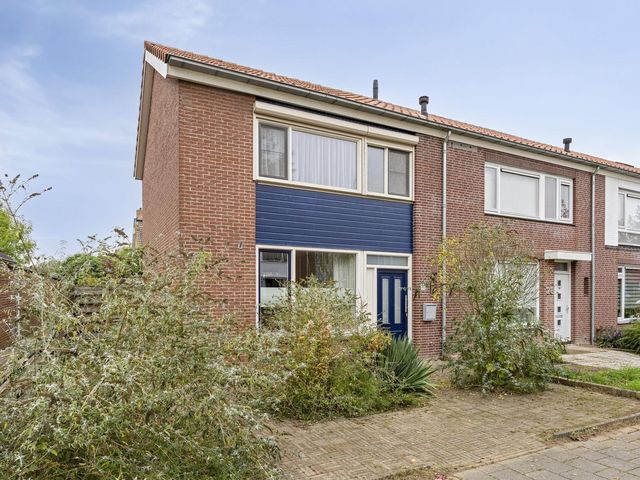 Margrietstraat 30, Zetten