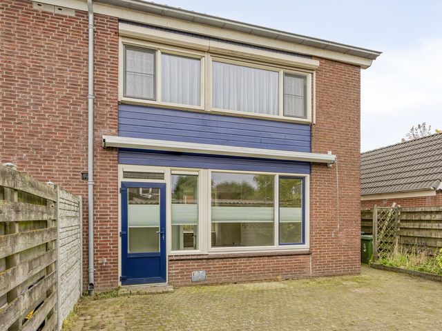 Margrietstraat 30, Zetten
