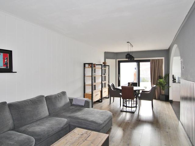 Dahliastraat 15, Terneuzen