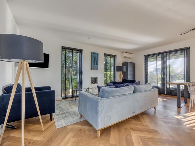 Oesterdam 91, Tholen