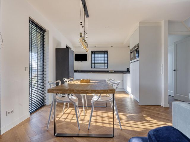 Oesterdam 91, Tholen