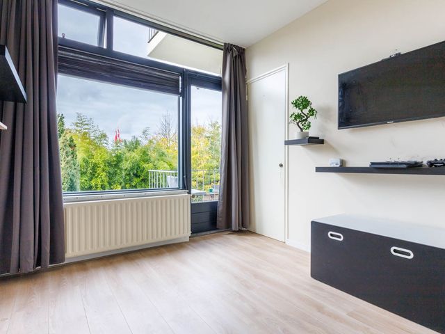 Rijn en Schiekade 11A, Leiden