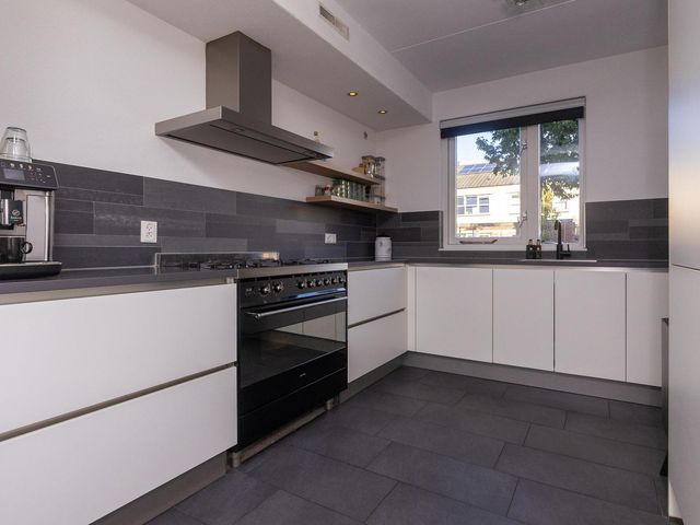 Van Goghhof 10, Hoorn