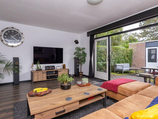 Bertus Aafjeshof 143, Hoorn