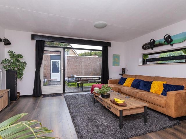 Bertus Aafjeshof 143, Hoorn