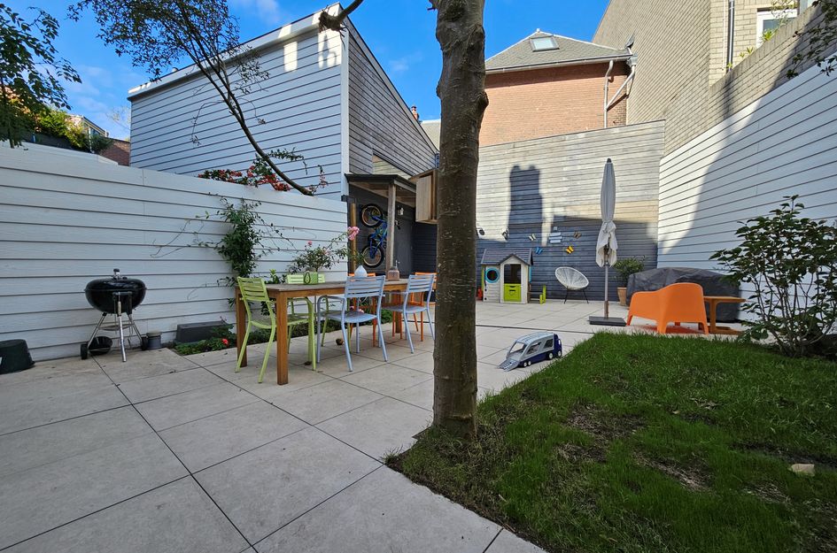 Eerste Emmastraat 12