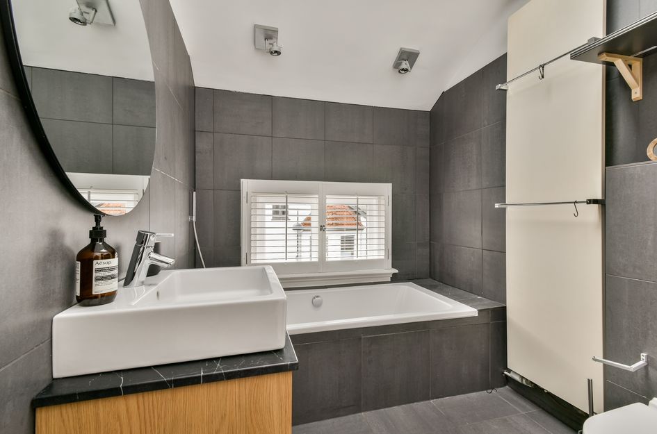 Eerste Emmastraat 12