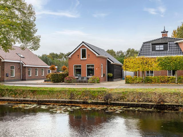 Sluiskade 3, Musselkanaal