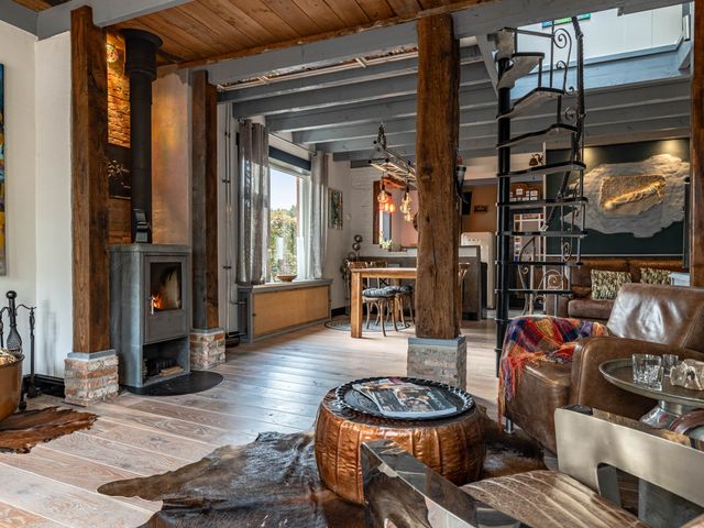 Sluiskade 3, Musselkanaal