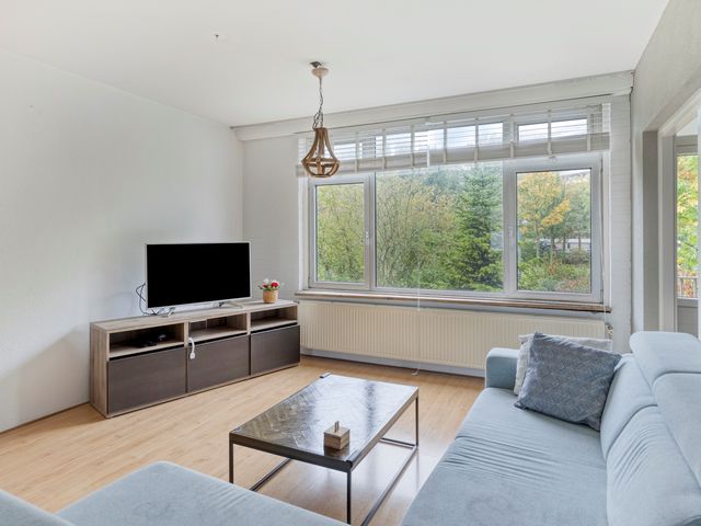 Royaardsplein 90, Schiedam